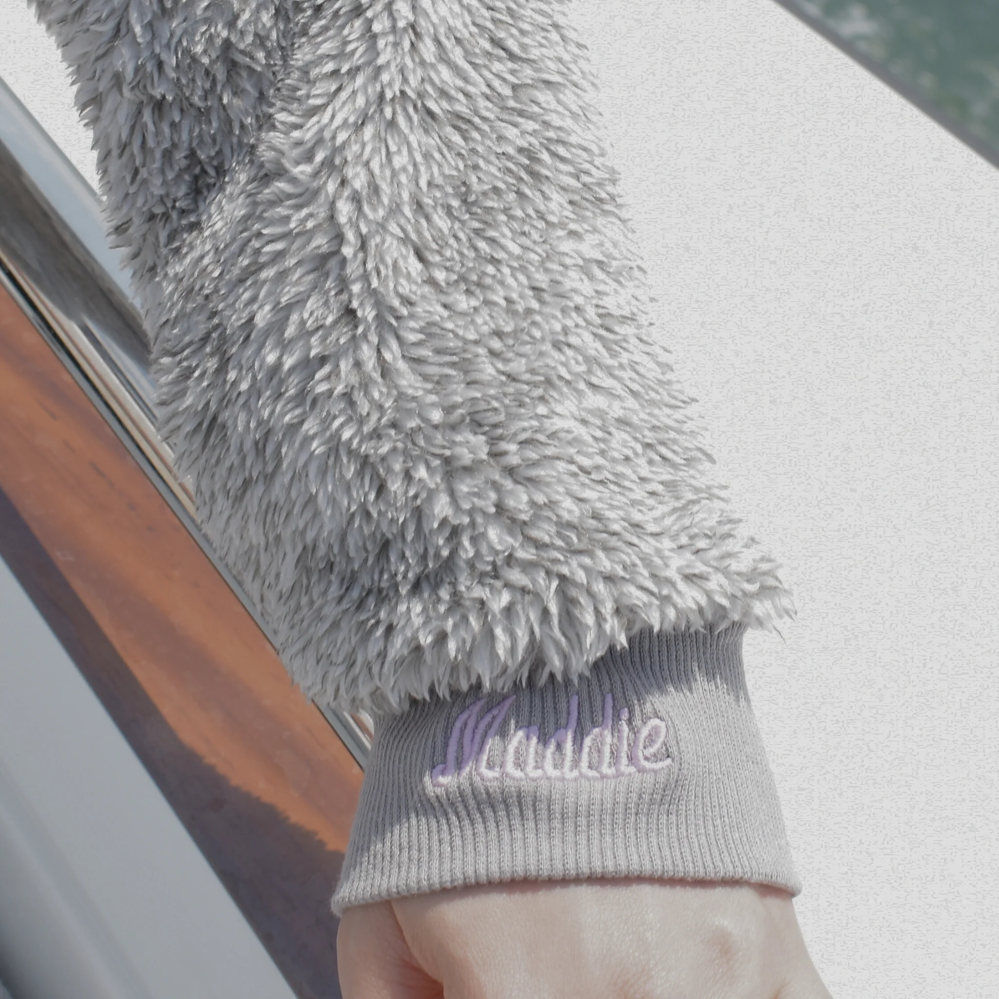 Thumb 4